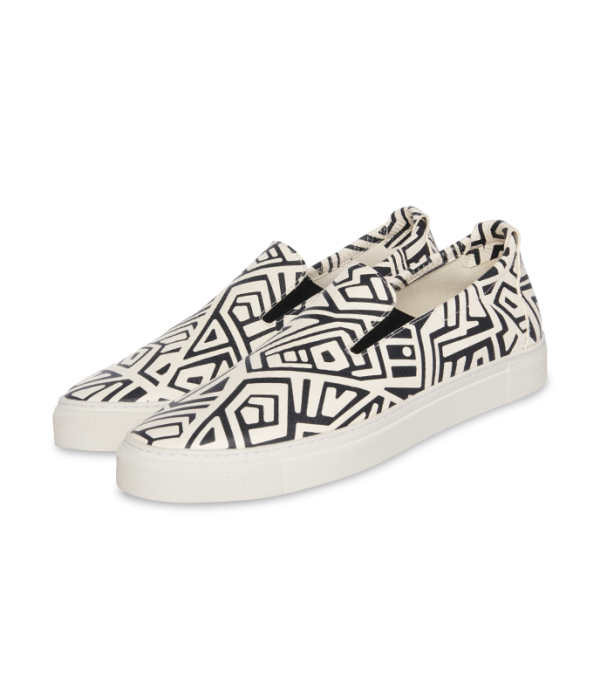 Swalla slip on