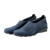Denako slip on