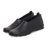Denako slip on
