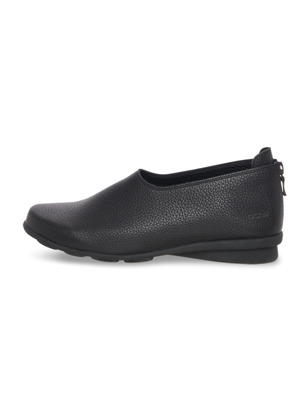 Denako slip on - Image 2