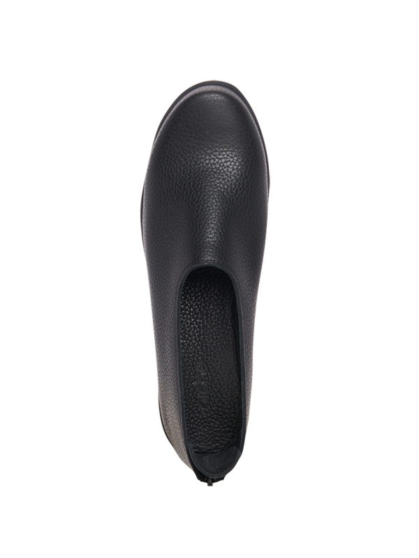 Denako slip on - Image 4