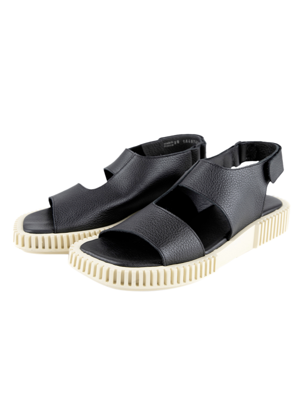 Ixoana sandals